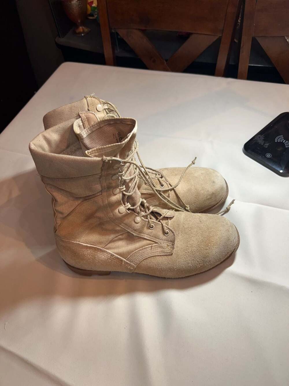 US Military Issue Desert Combat Boots Size 10.5 W